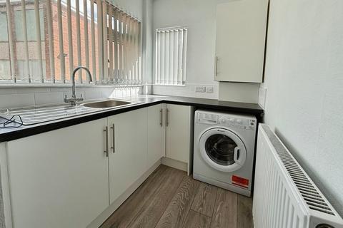 3 bedroom detached house to rent, Danum Road, Doncaster DN4