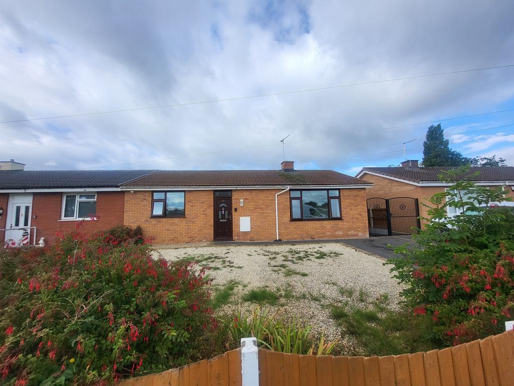 House in Ellesmere Port - View 3