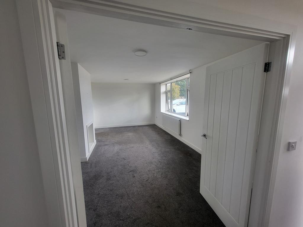 House in Ellesmere Port - View 4