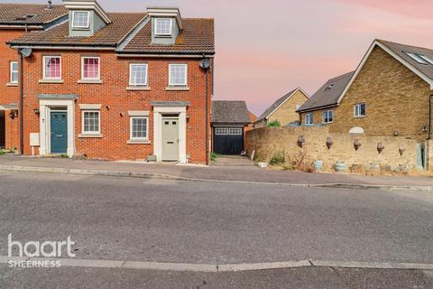 3 bedroom semi-detached house for sale, Hazel Avenue, Sheerness