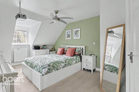 3 bedroom semi-detached house for sale, Hazel Avenue, Sheerness