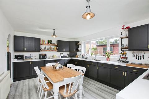 3 bedroom detached bungalow for sale, Bronte Place, Littleover, Derby