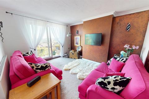 3 bedroom semi-detached house for sale, Marldon Road, Northowram, Halifax