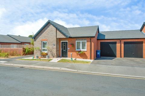 2 bedroom bungalow for sale, Chestnut Road, Streethay, Lichfield, Staffordshire, WS13