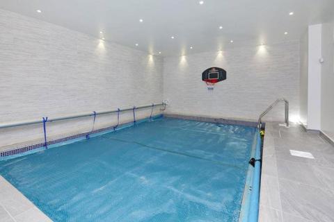 5 bedroom detached house for sale, Spencer Close, Radlett, Hertfordshire, WD7