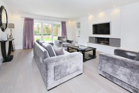 5 bedroom detached house for sale, Spencer Close, Radlett, Hertfordshire, WD7