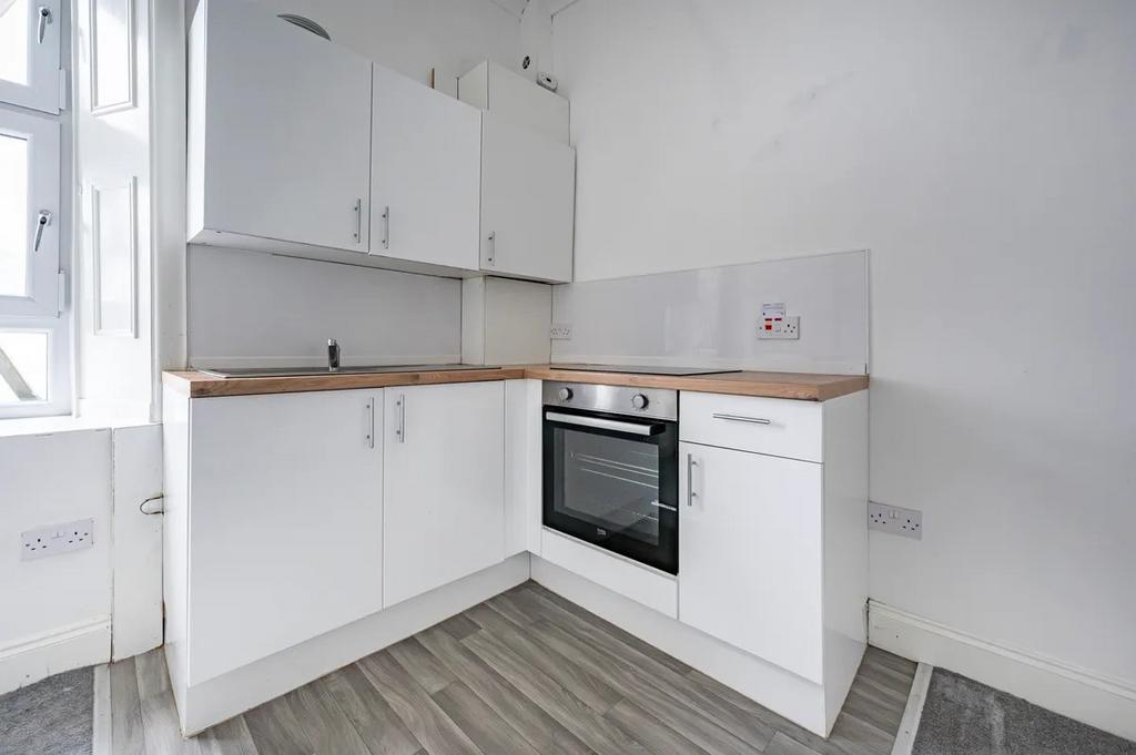 Apartment in Glasgow - View 4