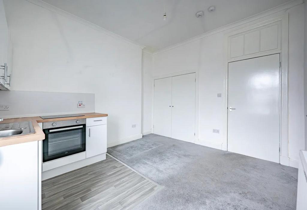 Apartment in Glasgow - View 5