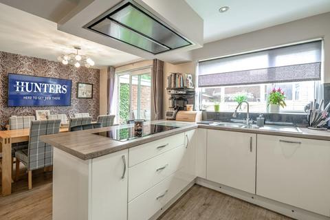 4 bedroom link detached house for sale, Sherrans Dell, Wolverhampton