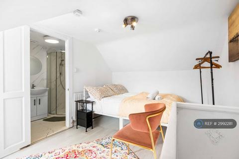 Studio to rent, Gloucester Street, Brighton, BN1