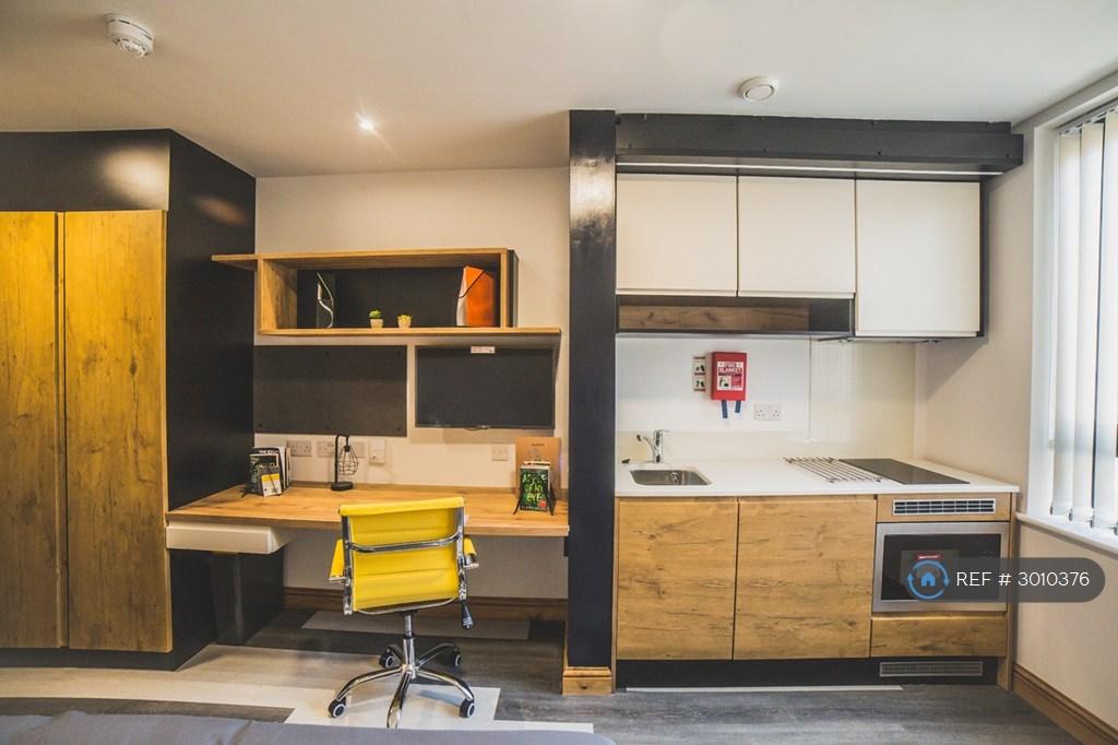 Apartment in Birmingham - View 5