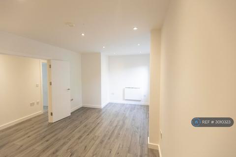 2 bedroom flat to rent, The Headlands, Penryn, TR10