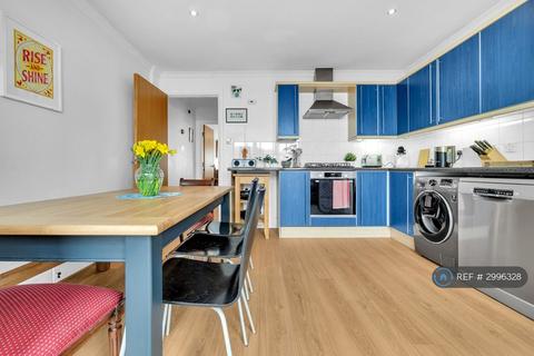 4 bedroom terraced house to rent, Golden Lane, Brighton, BN1