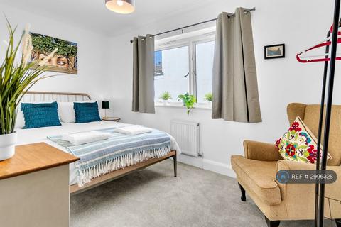 4 bedroom terraced house to rent, Golden Lane, Brighton, BN1
