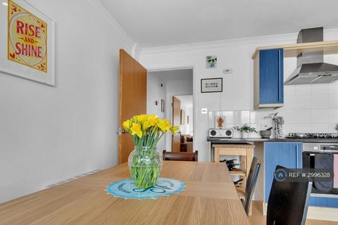 4 bedroom terraced house to rent, Golden Lane, Brighton, BN1