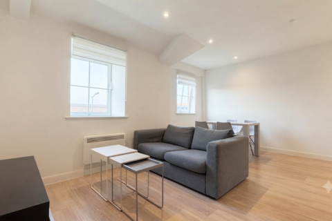 1 bedroom flat to rent, High Street, Hornchurch RM12