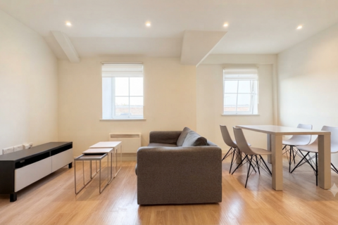 1 bedroom flat to rent, High Street, Hornchurch RM12