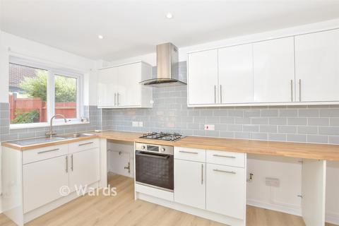 1 bedroom semi-detached house for sale, Gassons Road, Snodland, Kent