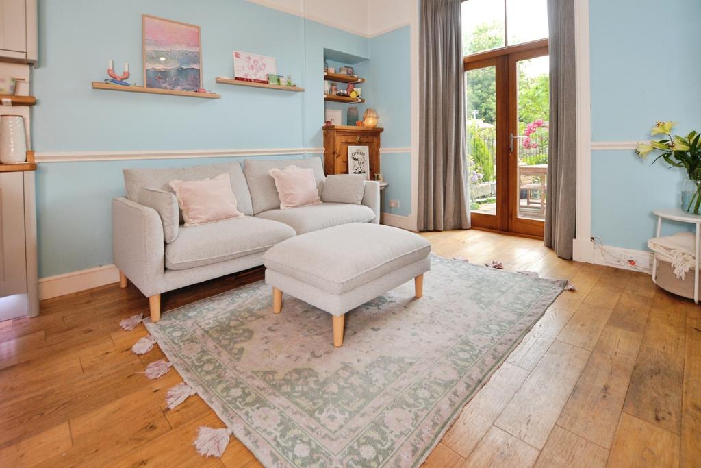 Apartment in Edinburgh - View 2