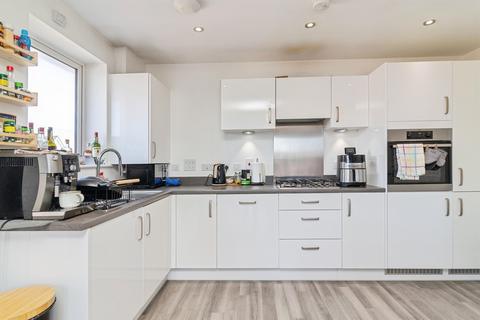 2 bedroom apartment for sale, Galapagos Grove, Bletchley, Milton Keynes