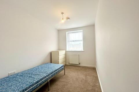 2 bedroom flat to rent, Ash Street, Northampton NN1