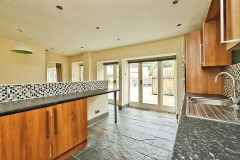 2 bedroom semi-detached house for sale, Common Lane, Warmsworth, Doncaster