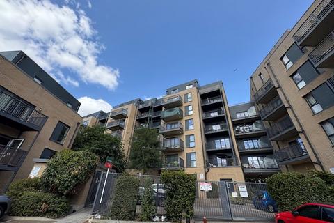 2 bedroom apartment to rent, 49 Clarence Avenue, Ilford, IG2 6FB