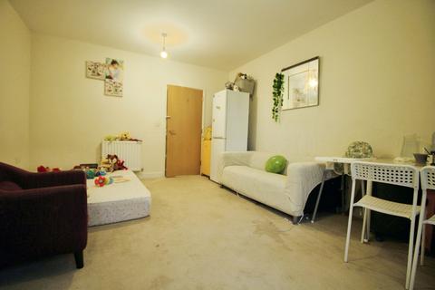 2 bedroom apartment to rent, 49 Clarence Avenue, Ilford, IG2 6FB