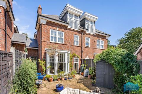 undefined, Bunns Lane, London, NW7