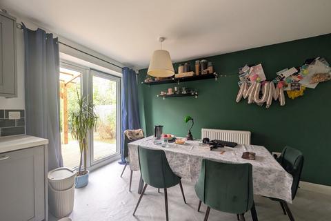 3 bedroom semi-detached house for sale, Beck View Way, Shipley, BD18