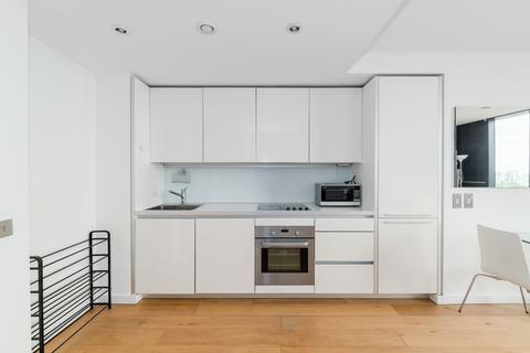1 bedroom flat for sale, Walworth Road, London, SE1