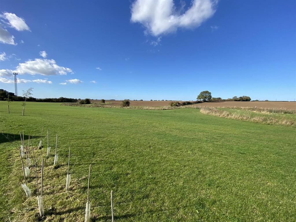 Crown Drive, Skirlaugh, Hull - View 2