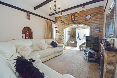 3 bedroom detached house for sale, Burnham Lane, Near Burnham, Berkshire, SL1