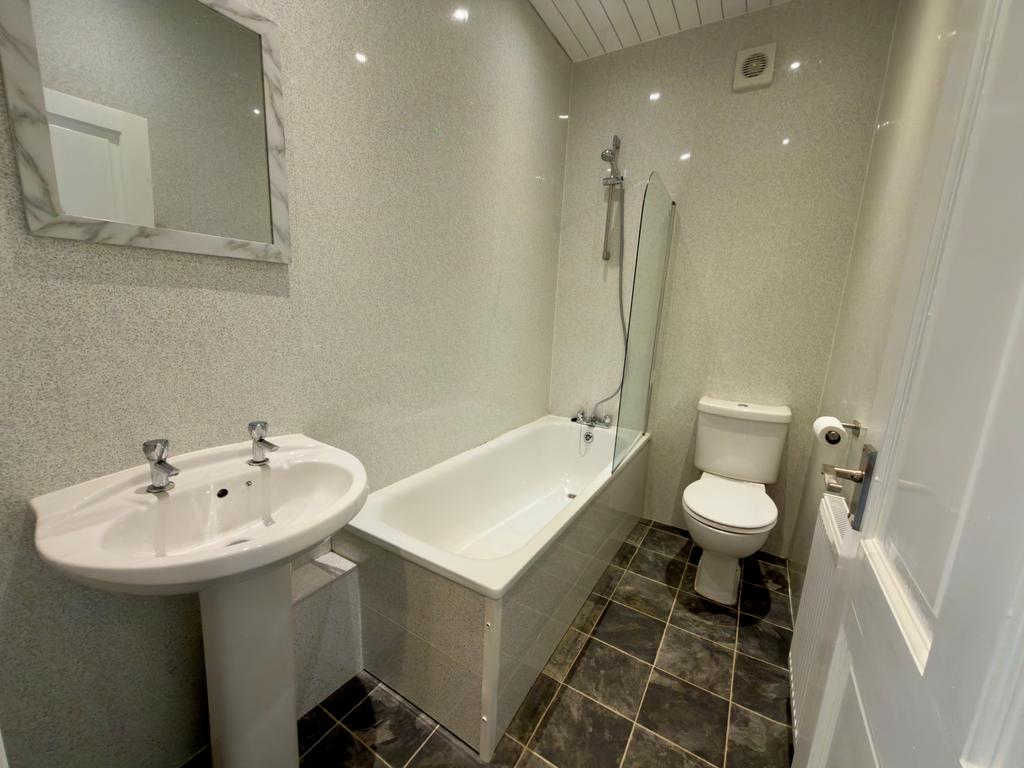 Apartment in Ayr - View 5