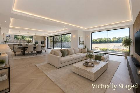 6 bedroom detached house for sale, Hawtrees, Radlett, Hertfordshire, WD7