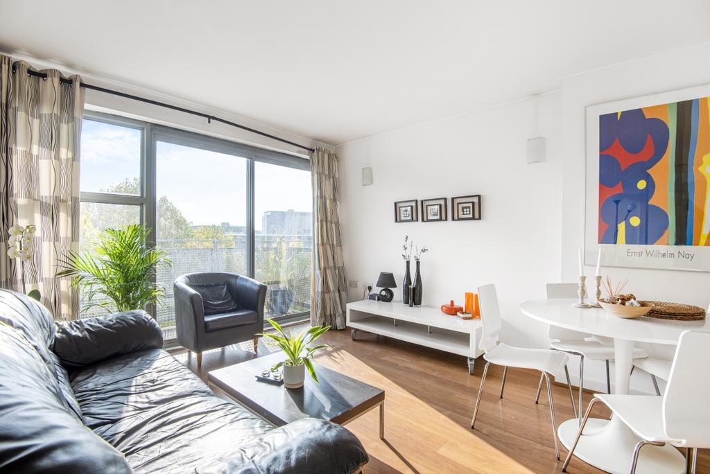 Apartment in London - View 3