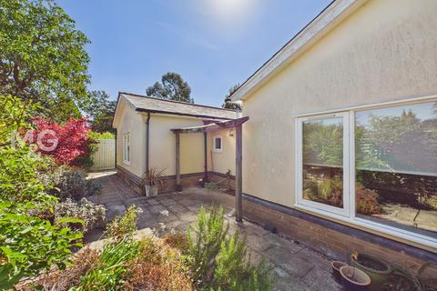 3 bedroom detached bungalow for sale, Queens Road, Bury St. Edmunds IP33