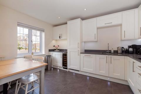 3 bedroom semi-detached house for sale, Simpson Close, Maidenhead SL6