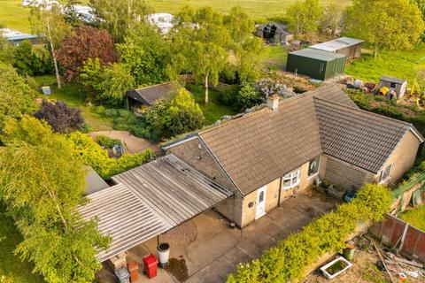 3 bedroom bungalow for sale, College Road, Goxhill, North Lincolnshire, DN19