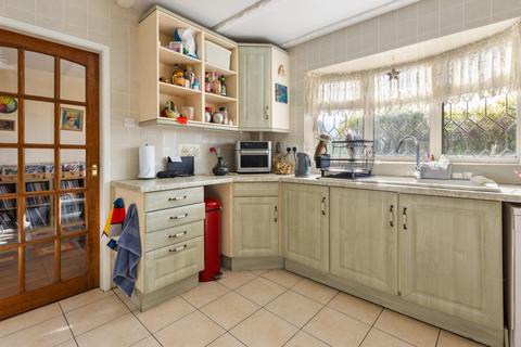 3 bedroom bungalow for sale, College Road, Goxhill, North Lincolnshire, DN19