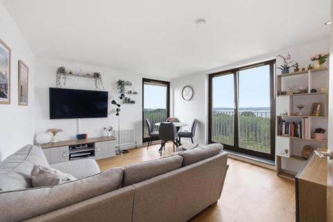 3 bedroom flat for sale, 28/6 Saltire Street, Granton, Edinburgh, EH5