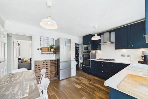 3 bedroom semi-detached house to rent, Church Road, Sandhurst, Berkshire, GU47