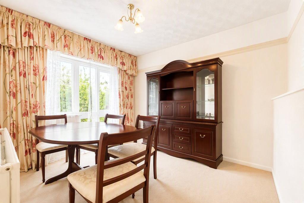 Apartment in Somerset - View 3