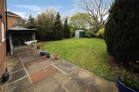 2 bedroom maisonette to rent, Chittering Close, Reading RG6