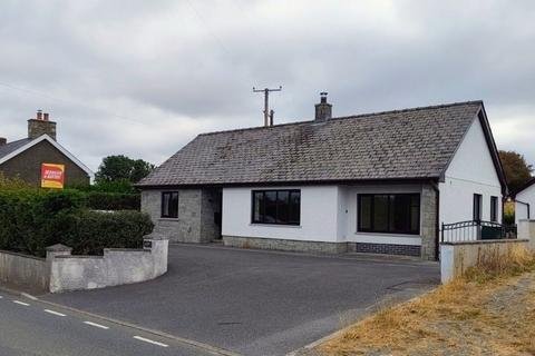 3 bedroom detached bungalow for sale, Llanllwni, Pencader, SA39