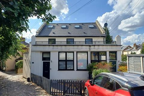 1 bedroom flat for sale, Sydenham Road, CROYDON