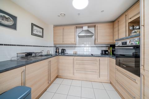 1 bedroom retirement property for sale, Ackender Road, Alton, Hampshire, GU34