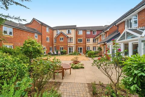 1 bedroom retirement property for sale, Ackender Road, Alton, Hampshire, GU34