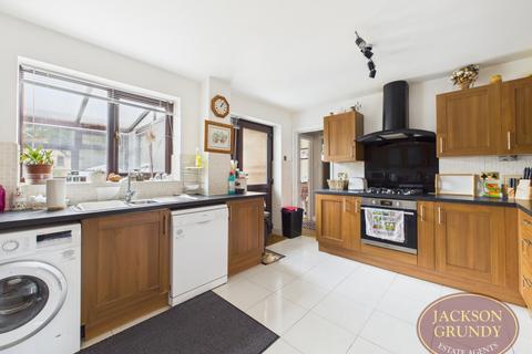 4 bedroom detached house for sale, New Forest Way, Daventry, NN11 9RL