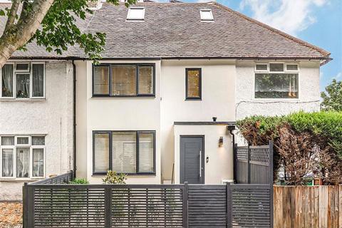 Verdun Road, London SW13